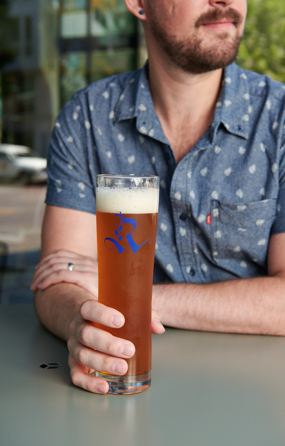commercial-lifestyle-photographer-beer-portland-oregon