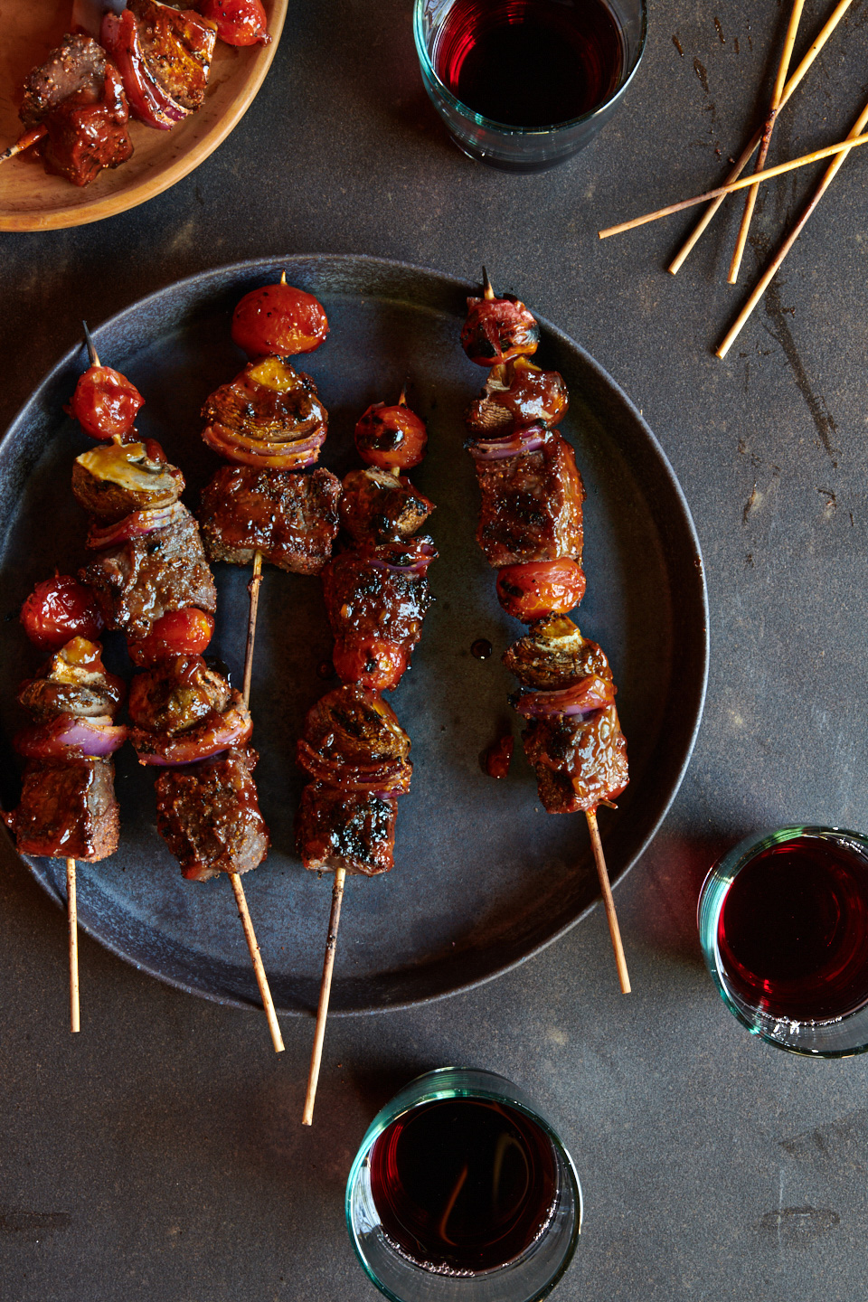 commercial-food-photographer-cookbook-fire-and-wine-beef-skewer-portland-oregon